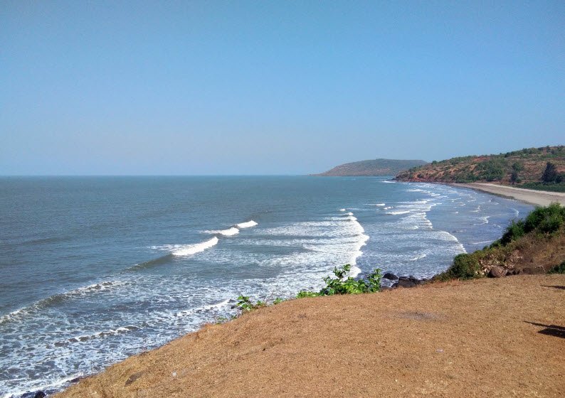 Kelshi Beach, Ratnagiri, Maharashtra - Vushii.com Kelshi Beach, Ratnagiri, Maharashtra - Vushii.com